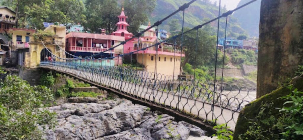 Jhulaghat - Pithoragarh 2