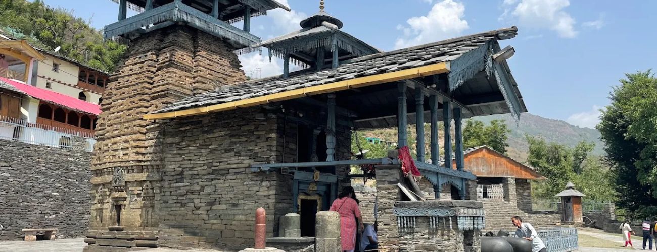 Lakhamandal Temple - Chakrata 10 Lakhamandal Temple – Chakrata