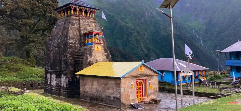 Madmaheshwar Temple - Rudraprayag 3